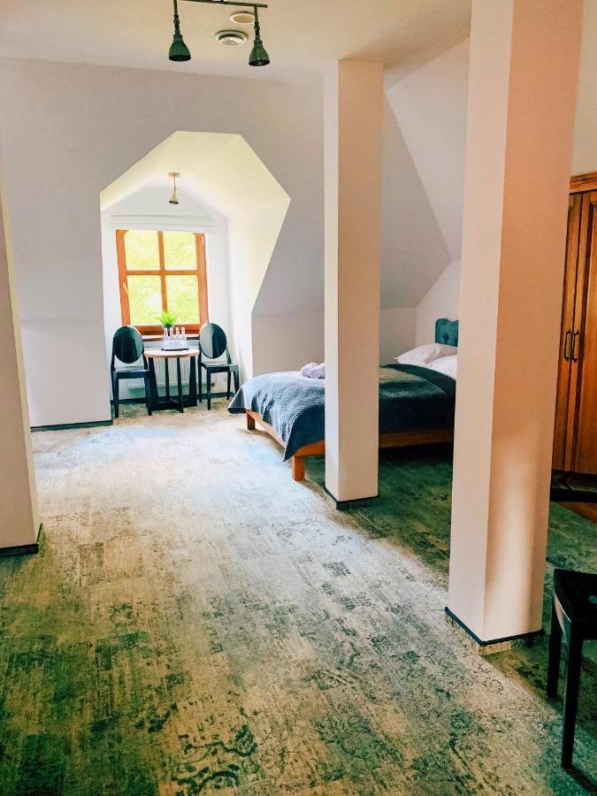 Dwor Karwacz Bed & Breakfast Przasnysz Luaran gambar