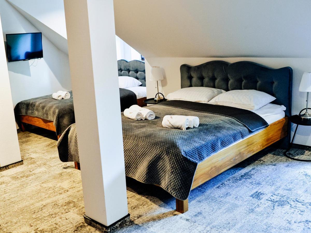 Dwor Karwacz Bed & Breakfast Przasnysz Luaran gambar
