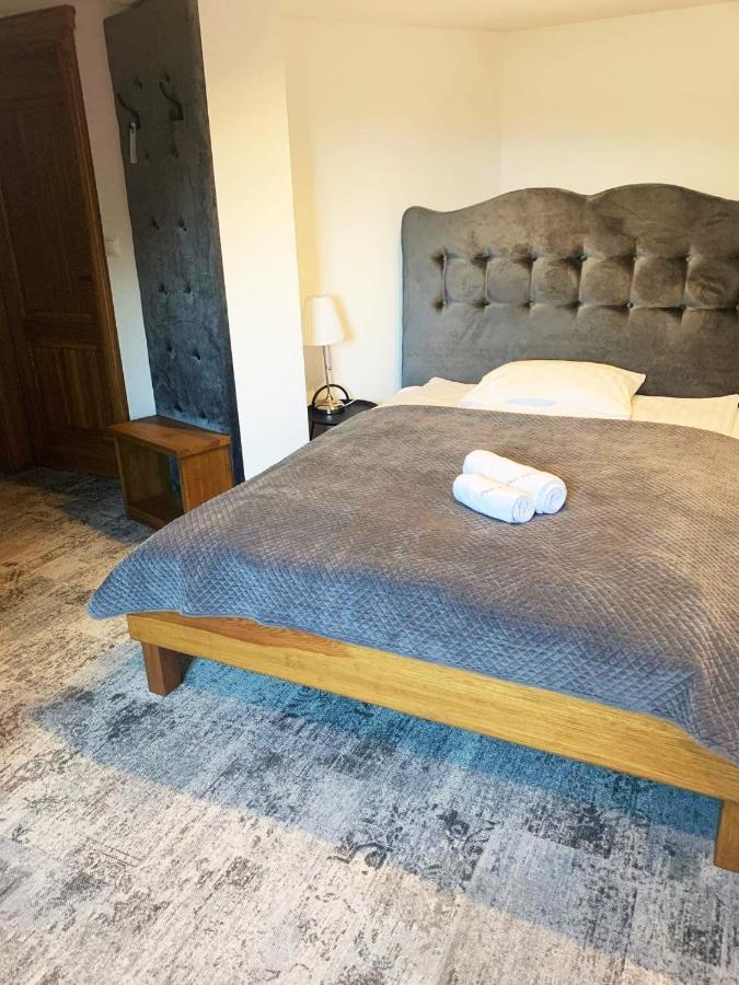 Dwor Karwacz Bed & Breakfast Przasnysz Luaran gambar