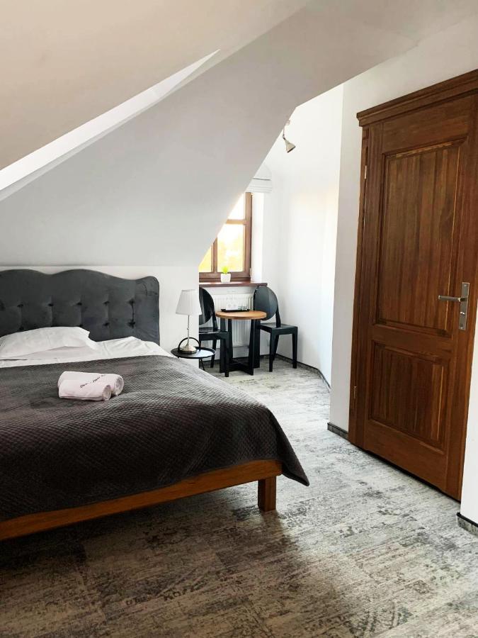 Dwor Karwacz Bed & Breakfast Przasnysz Luaran gambar